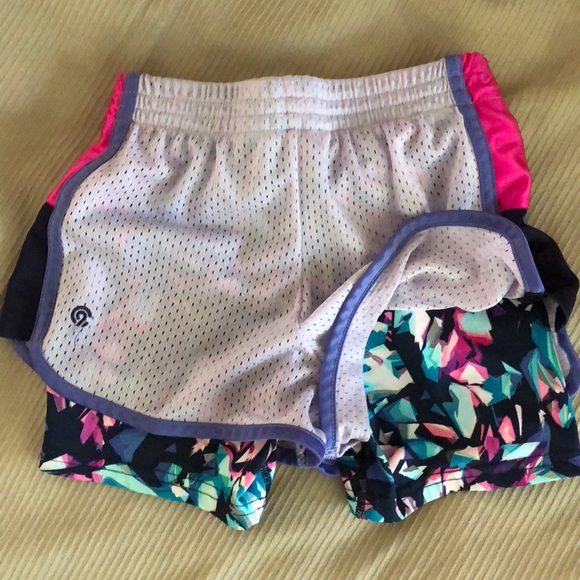 Girls med (7/8) C9 champion shorts - Picture 2 of 4